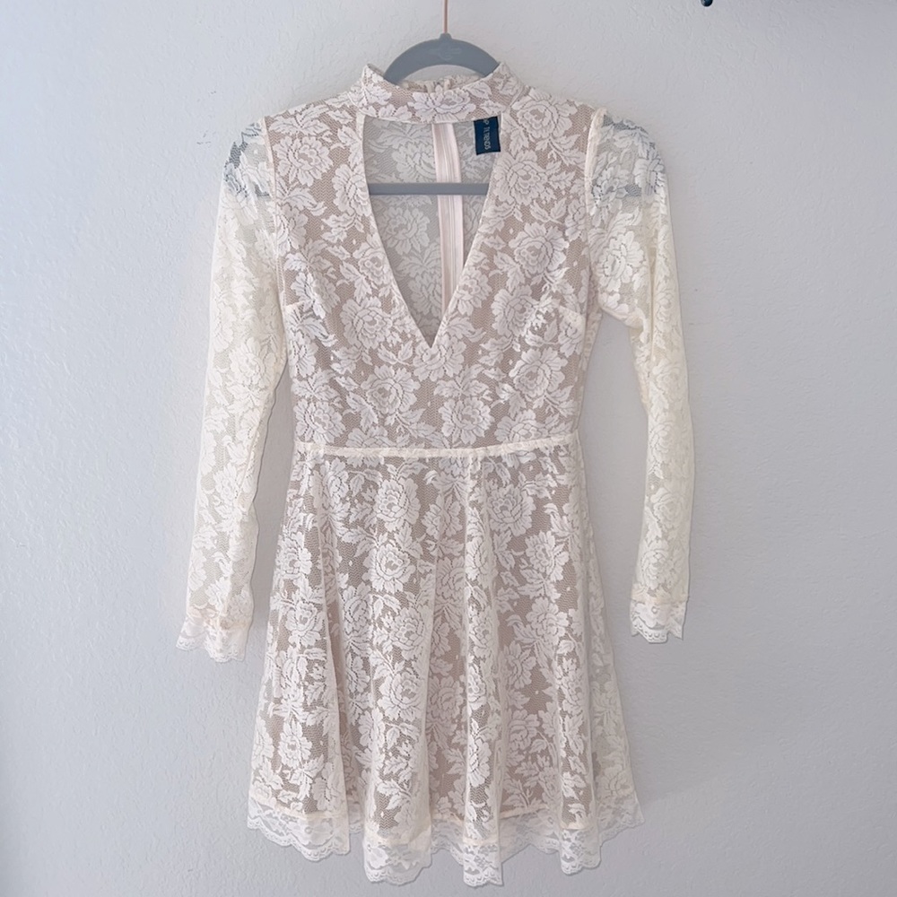 Cream/White Lace Dress